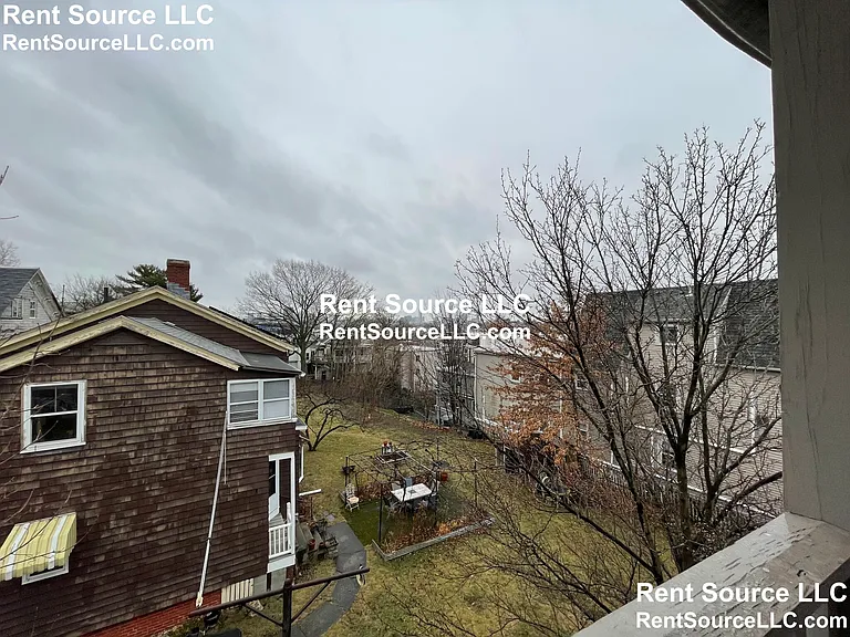 5 Belmont Sq #3 — Photo 16