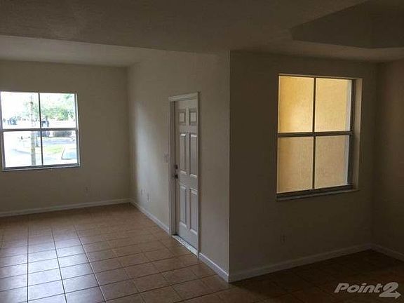 20150217142809221969000000-o