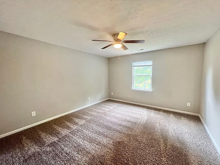 2019 Spring Creek Dr — Photo 20