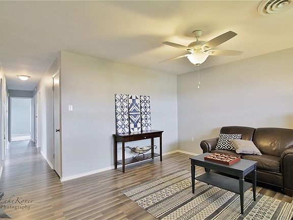 5th image of 1073 Minda St