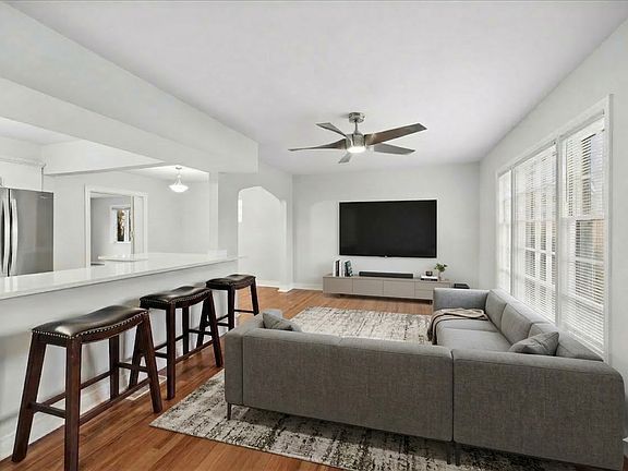 4th image of 3900 Home Ave