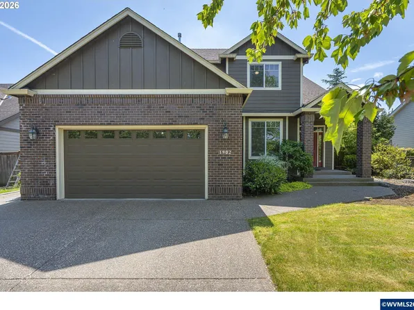 1902 NE Lucy Belle St, McMinnville, OR 97128