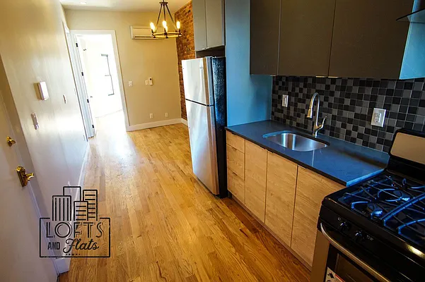 Rented by Lofts and Flats LLC | media 5