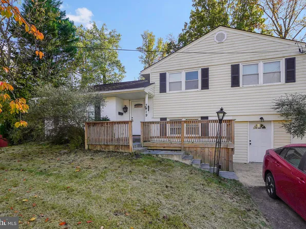 7419 Farnum St, Springfield, VA 22151