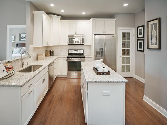 3rd image of 1871 Kensington Blvd