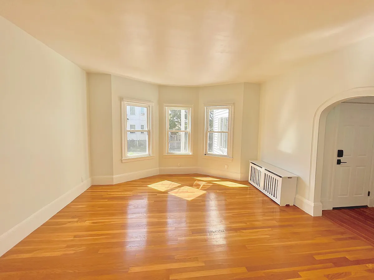 Building Photo - 58 Bickford Ave #1