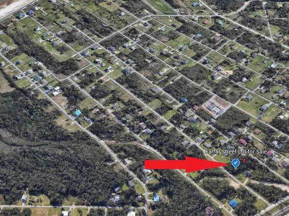 Farrar Ln, Waveland, MS 39576