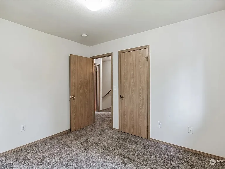 9611 161st St E #L — Photo 8