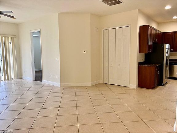 5th image of 4902 SW 17th Pl #5