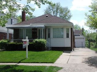 14571 Regina Ave, Allen Park, MI 48101