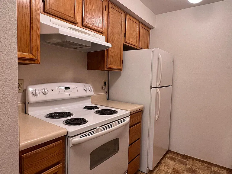 10522 Lake City Way NE #104 — Photo 2