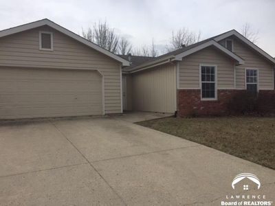 404 Crest Ct, Lawrence, KS, 66049