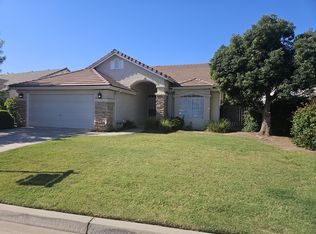 10419 N Woodrow Ave, Fresno, CA 93730