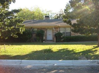 7608 Dover Ln, Richland Hills, TX 76118