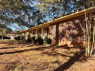 768 Glenn Carrie Rd, Hull, GA 30646