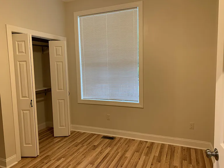 517 N Saint Clair St #1 — Photo 12