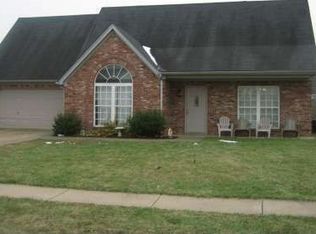 885 Skyway Dr NW, Corydon, IN 47112