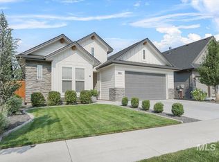 393 S Hamlin Ln, Eagle, ID 83616