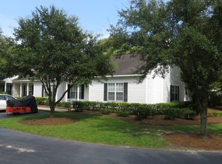 16 Olde Towne Place Dr, Savannah, GA 31410