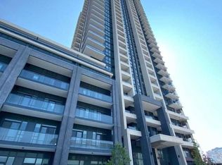 4055 Parkside Village Dr #521, Mississauga, ON L5B 0K2