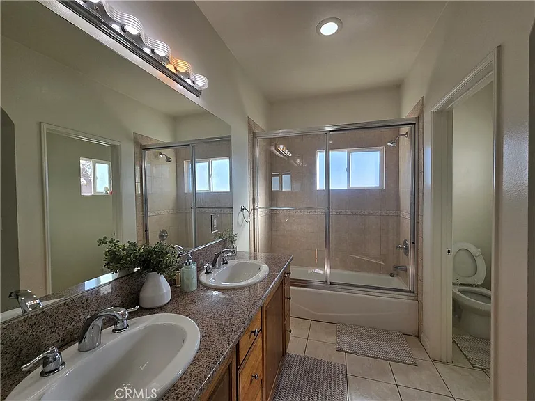 8026 Telegraph Rd — Photo 19