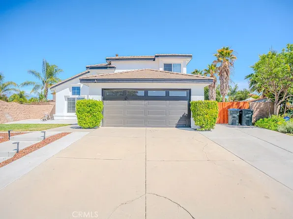 810 Coramdeo Ct, Hemet, CA 92543