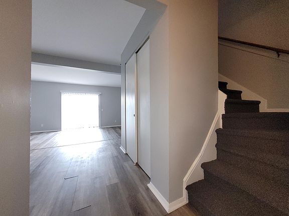5th image of 2300 Kimberly Dr #8