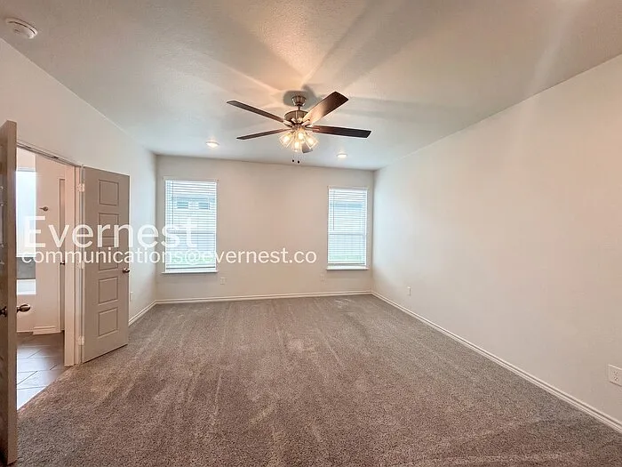870 Freedom Cir — Photo 9