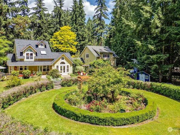 16600 Lemolo Shore Drive NE, Poulsbo, WA 98370