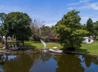 1275 Lagoon Rd, Tarpon Springs, FL 34689