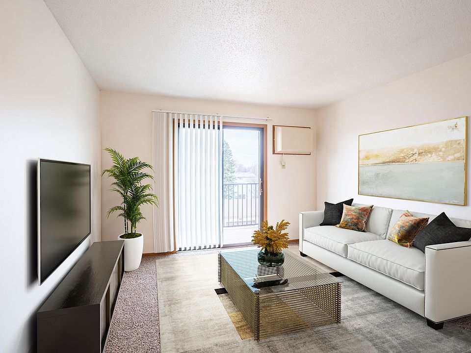 Fargo, ND Hawthorn Apartments | 11A | Living