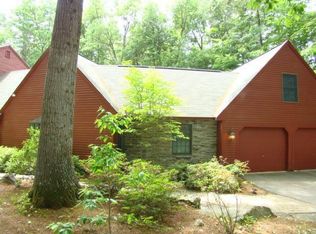 5 Wellington Cir, Andover, MA 01810