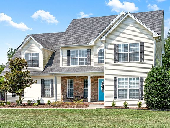 2nd image of 1192 Everwood Dr