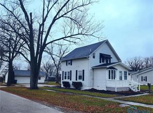 902 Cherry St, Genoa, OH 43430