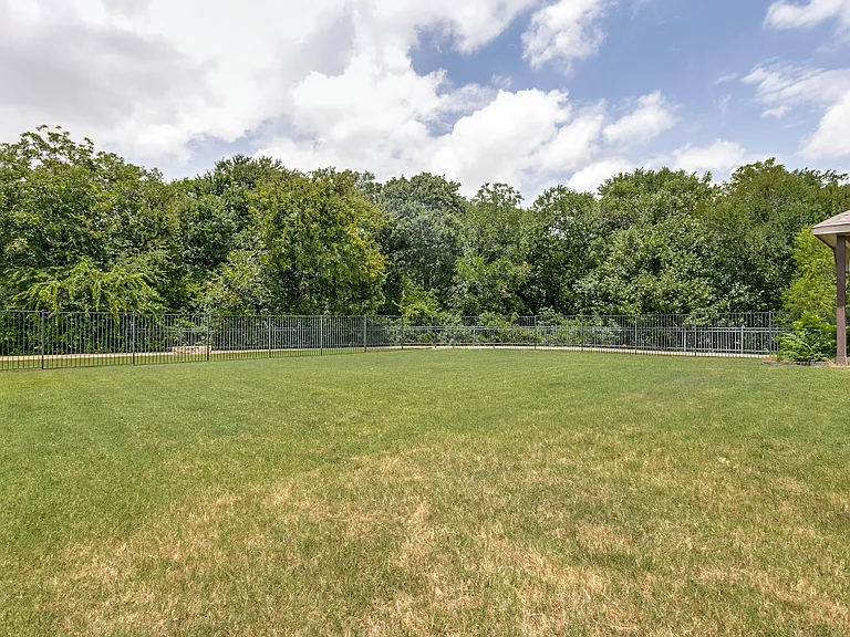 208 Northern Star Ct — Photo 22