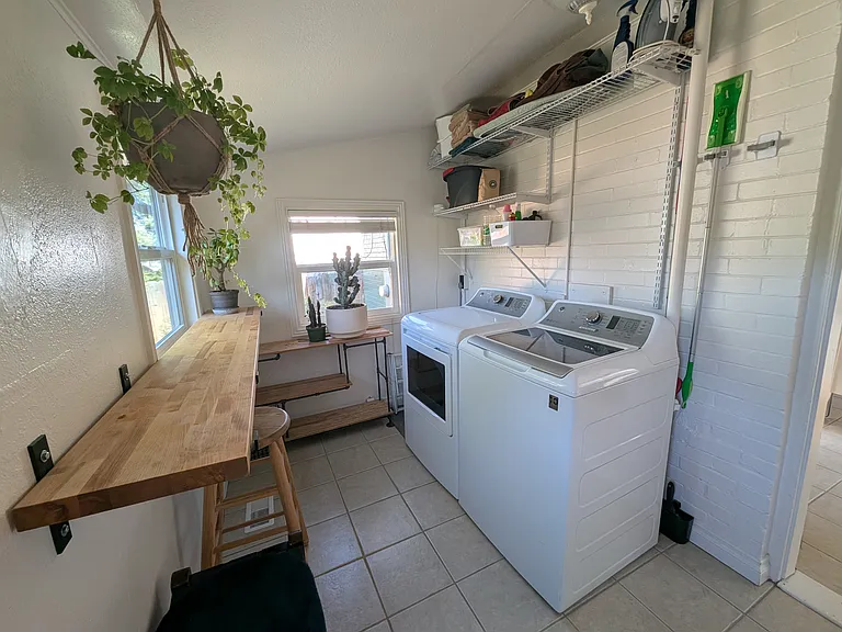 129 W Paxton Ave — Photo 9