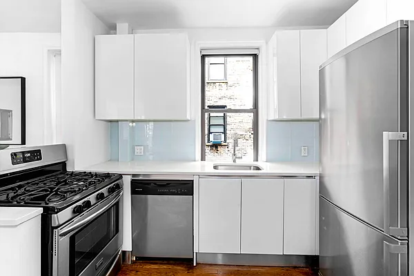 Rented by Compass | media 6