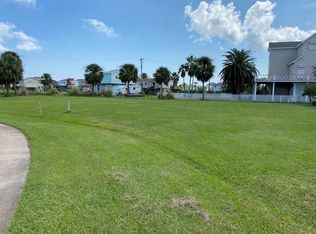 14207 Treasure Ct, Galveston, TX 77554