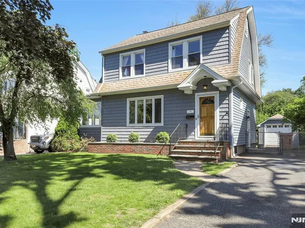 11 Harrison St, New Milford, NJ 07646