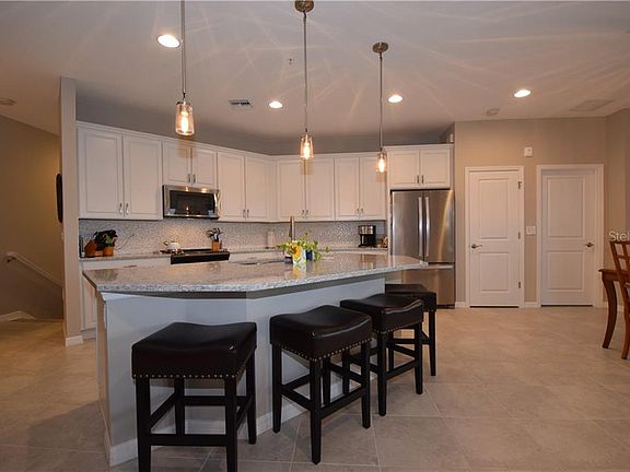 4th image of 23161 Banbury Way #203