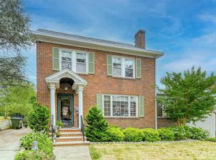 52 Burchard St N, Edison, NJ 08837