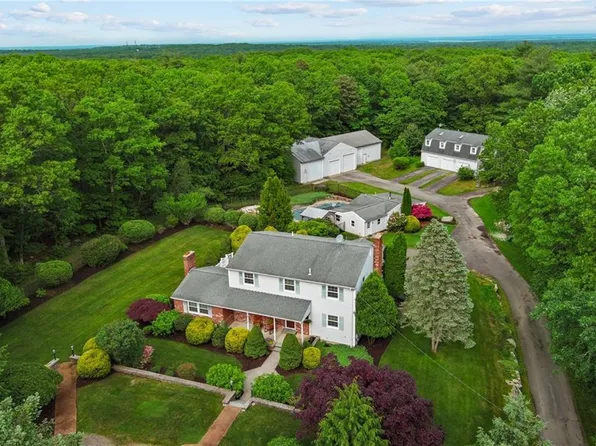 88 Carrs Pond Rd, West Greenwich, RI 02817