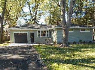 831 S Jackson St, Batavia, IL 60510