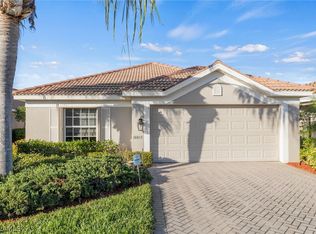 10015 Oakhurst Way, Fort Myers, FL 33913
