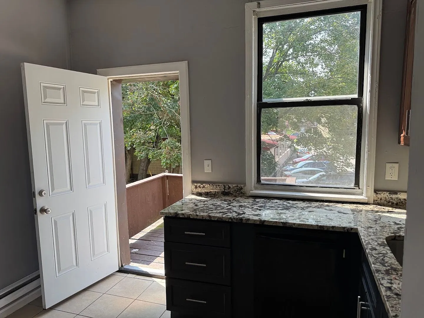 3021 Ashlyn St 1 & 2 — Photo 2