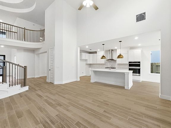 3rd image of 21215 Madera Valley Ln