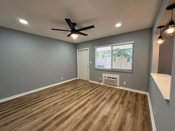 4th image of 812 NE 17th Street #1-3