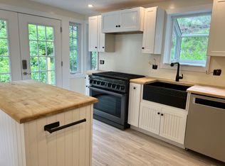 27 Pine Point Rd FLOOR 2, Lynn, MA 01904