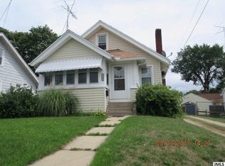 1305 Clinton Rd, Jackson, MI 49202