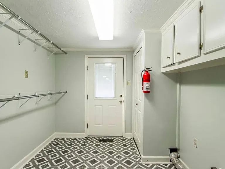 6613 Westover Dr — Photo 11